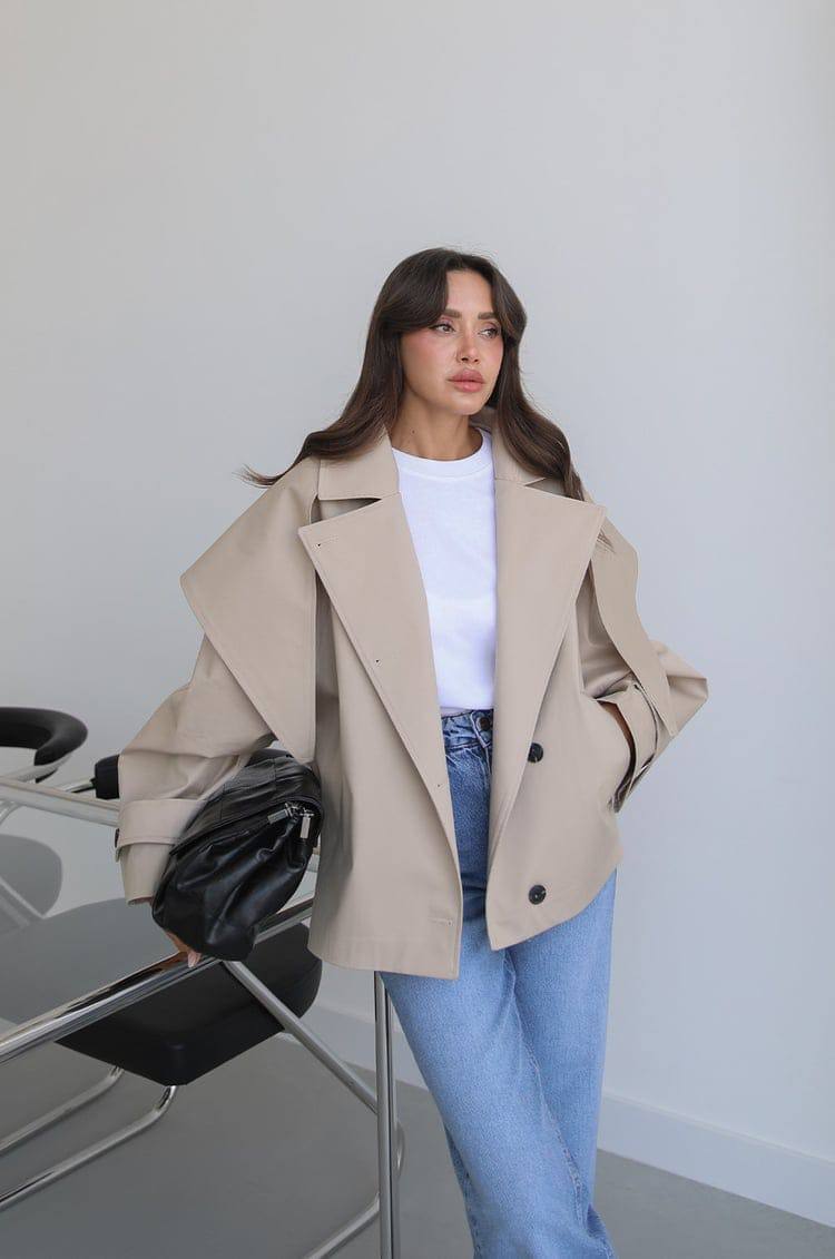 Oversize Kısa Ceket - Geniş Yakalı Kadın Günlük Ceket Modelleri