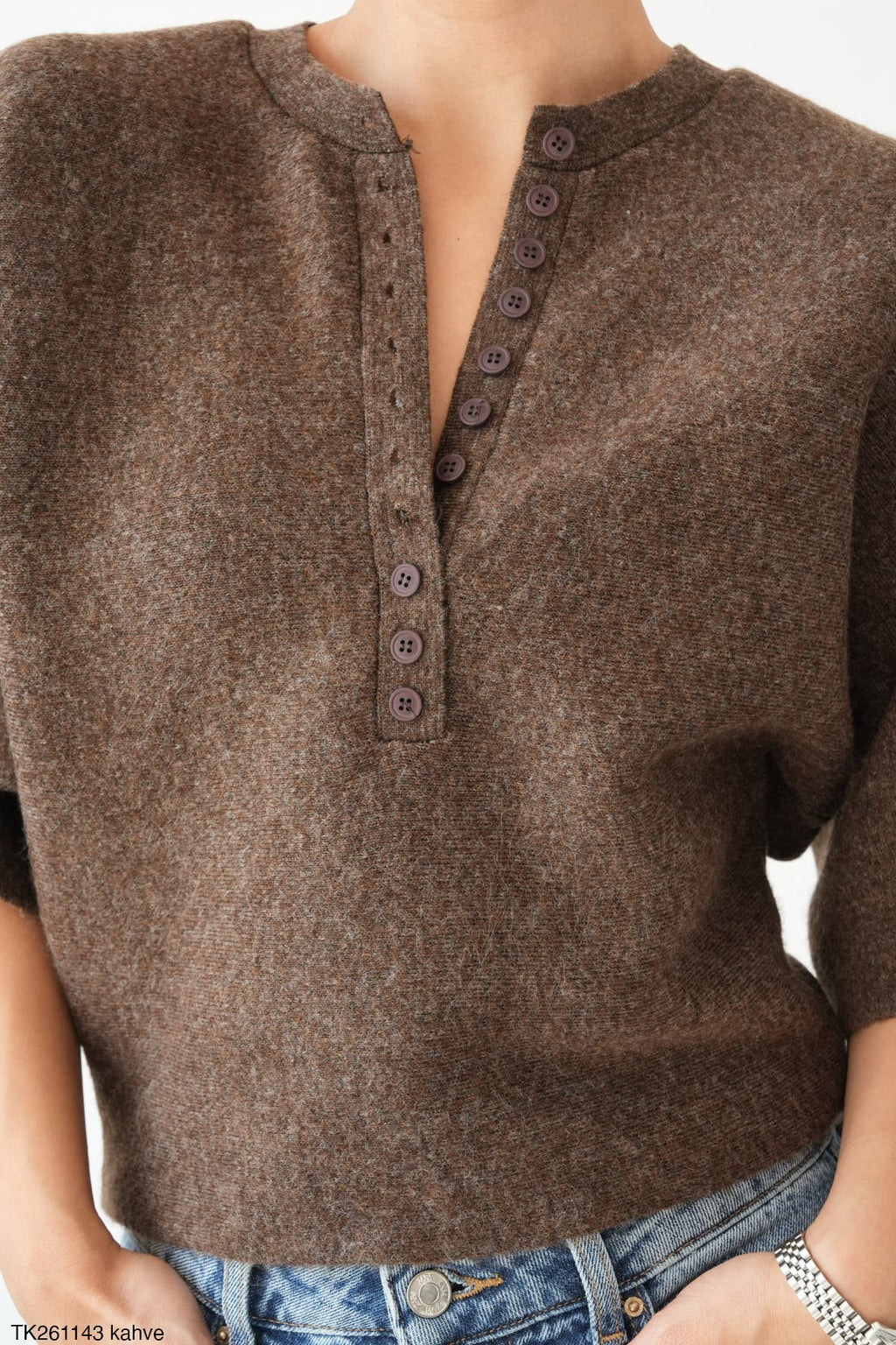 Henley Yaka Düğme Detaylı Kısa Kollu Oversize Triko Üst