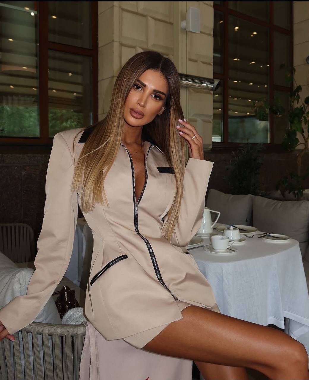 Bondit Kumaş Ceket ve Etek Deri Garnili İkili Takım - Bej