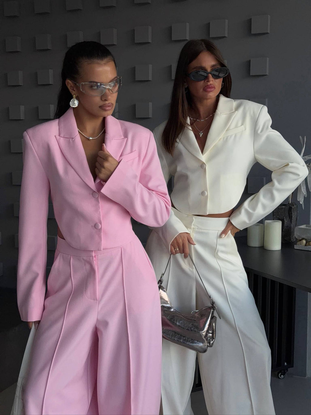 Crop Blazer Ceket ve Bol Paça Pantolon Takım - 3 Renk