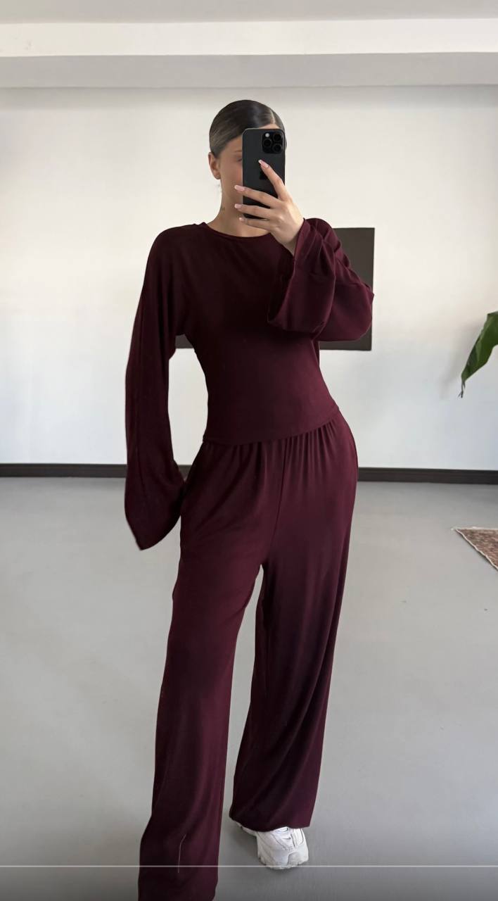 Sırtı Korse Bağcıklı Bluz ve Pantolon Takım