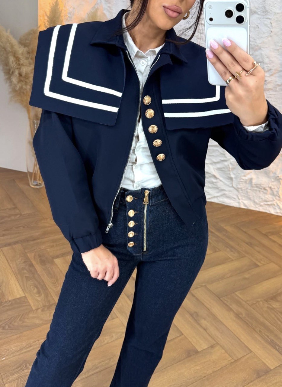 Denizci Yaka Gold Düğmeli Crop Ceket