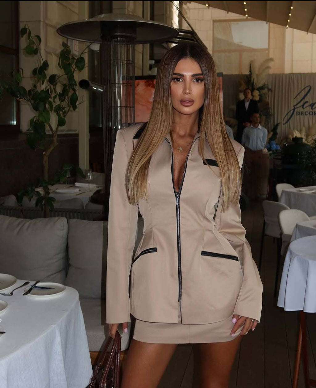 Bondit Kumaş Ceket ve Etek Deri Garnili İkili Takım - Bej