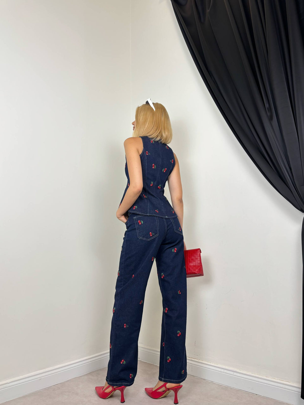 Kiraz Nakışlı Denim Peplum Üst & Pantolon Takım