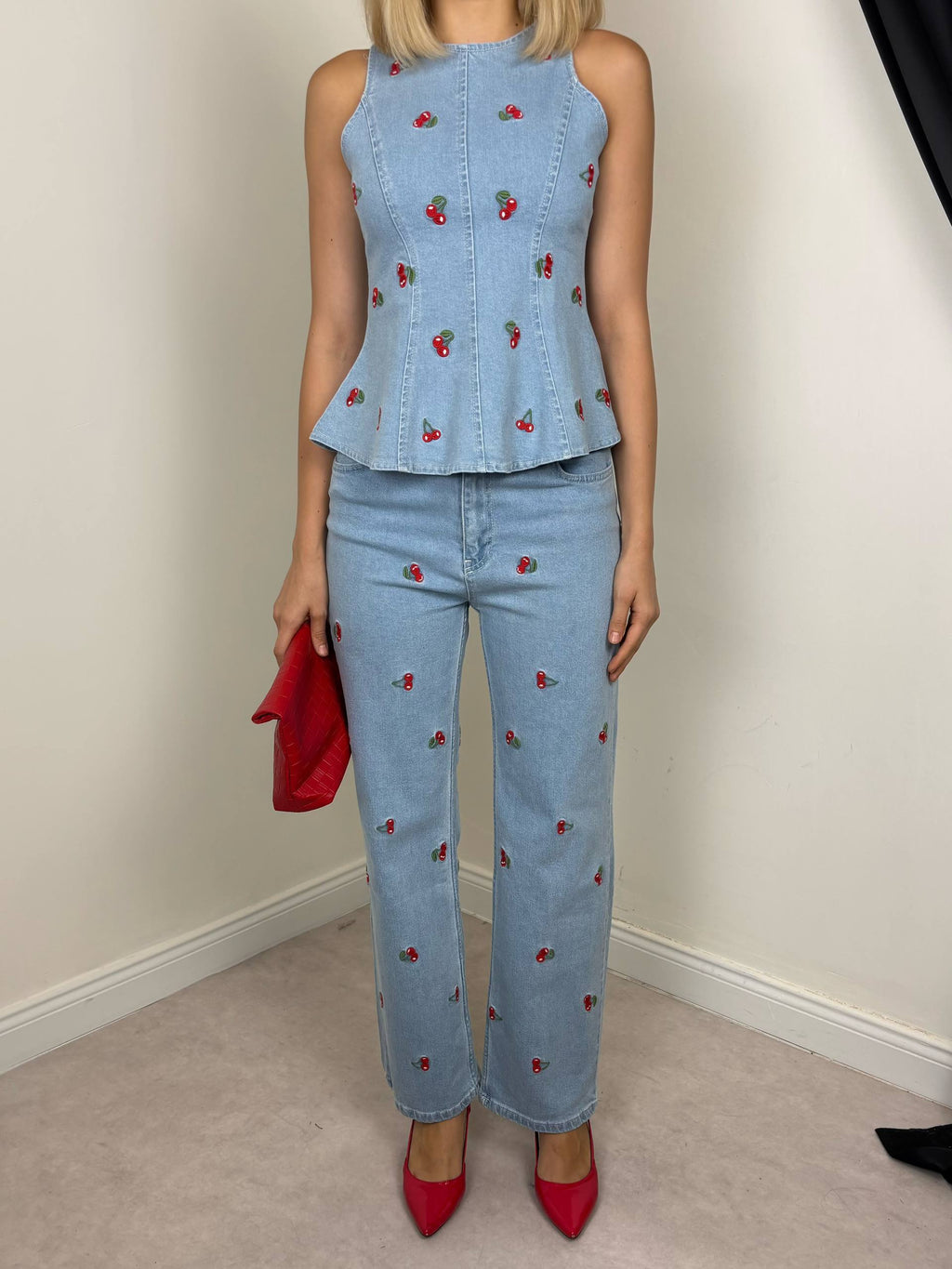 Kiraz Nakışlı Denim Peplum Üst & Pantolon Takım
