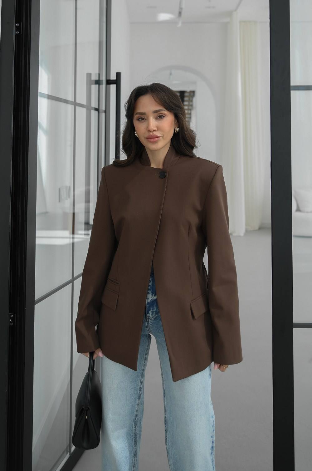 Dik Yaka Tek Düğmeli Blazer Ceket - Şık Kadın Blazer Modelleri