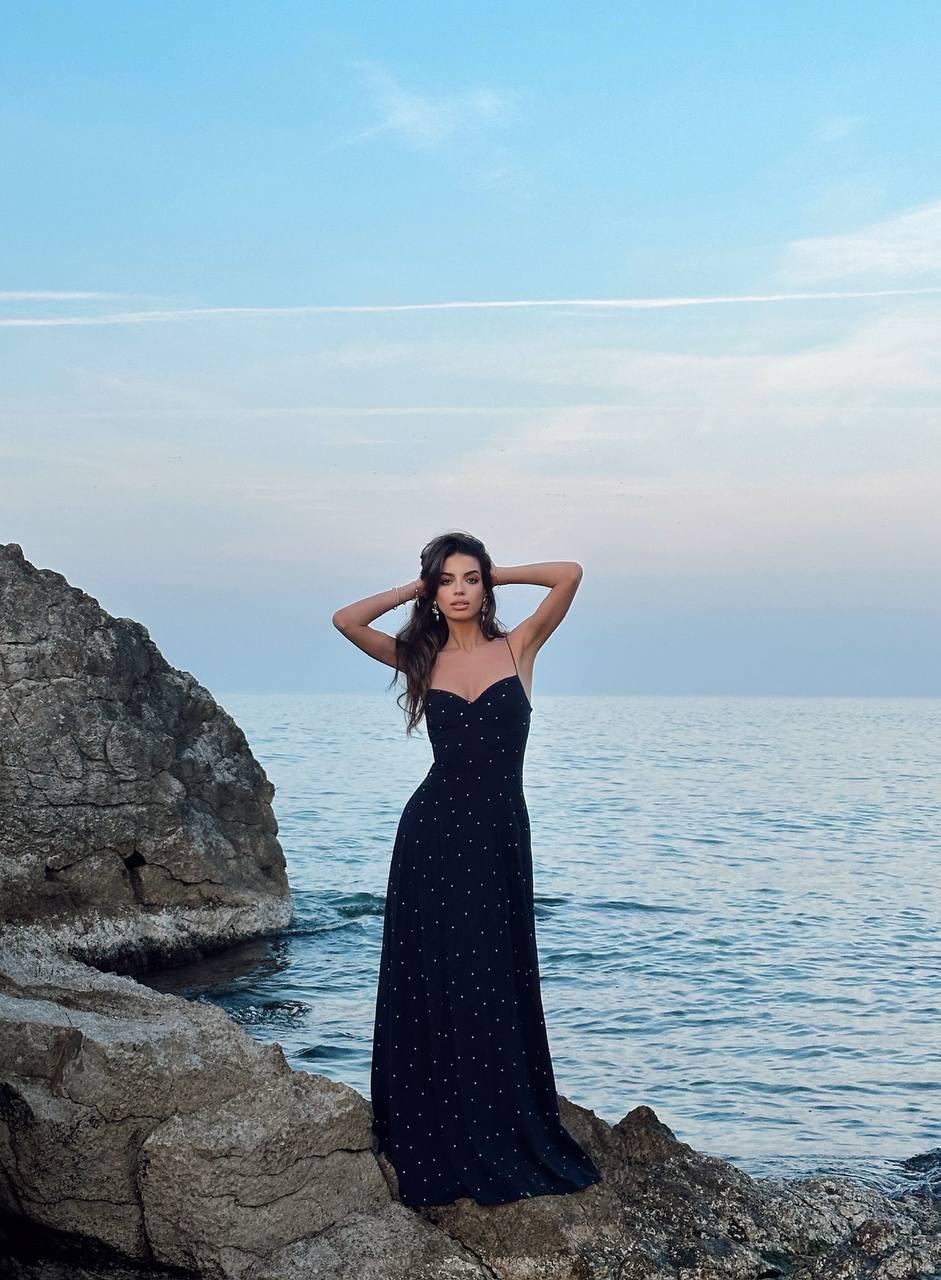 Lacivert Beyaz Puantiyeli İpeksi Maxi Elbise