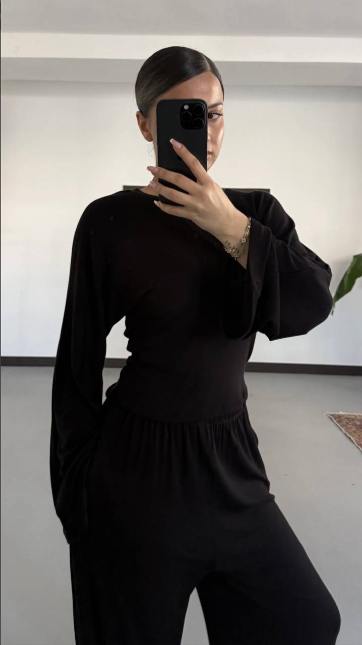 Sırtı Korse Bağcıklı Bluz ve Pantolon Takım