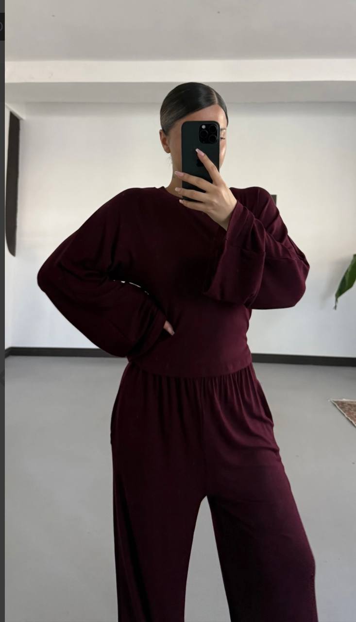Sırtı Korse Bağcıklı Bluz ve Pantolon Takım