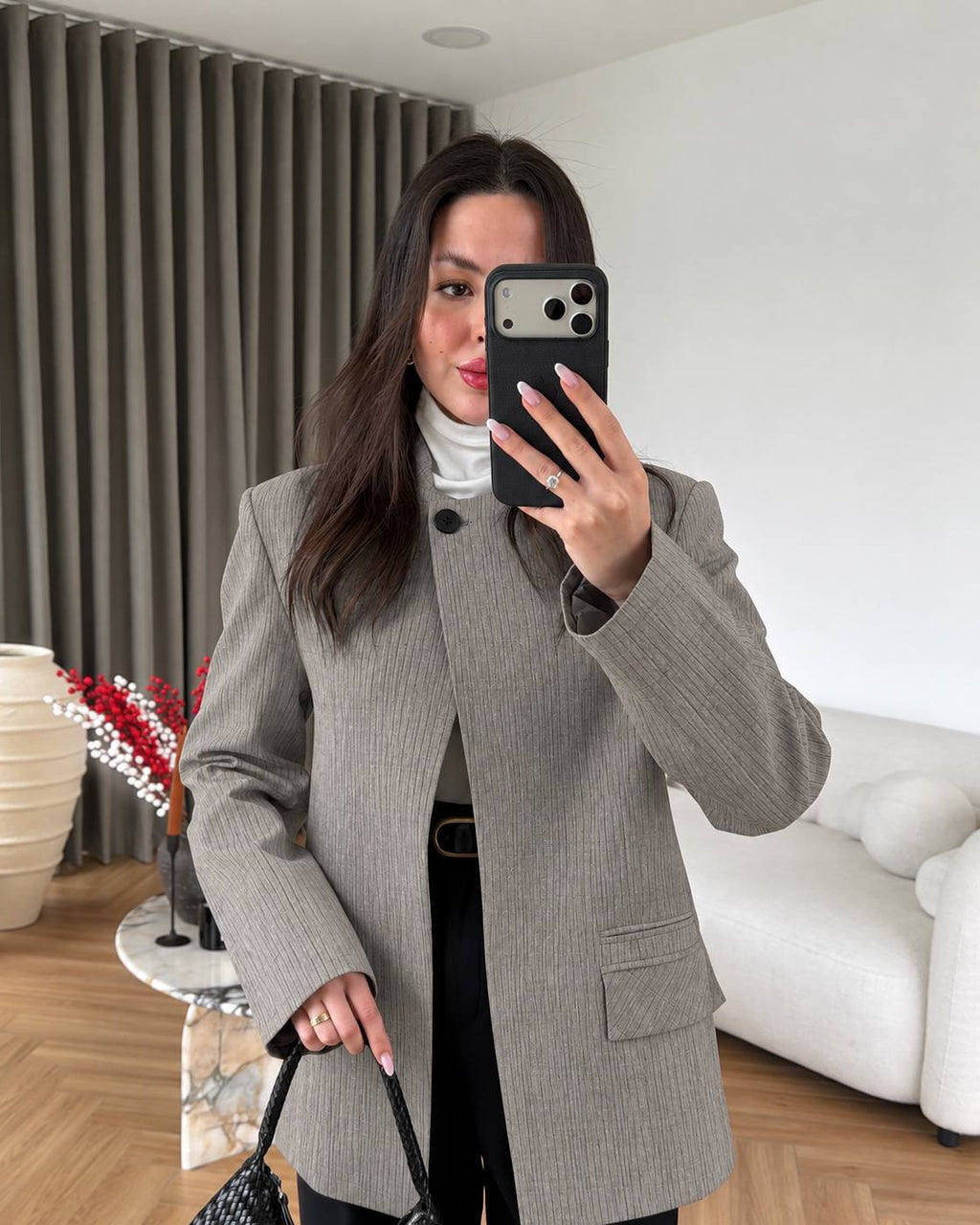 Dik Yaka Tek Düğmeli Blazer Ceket - Şık Kadın Blazer Modelleri