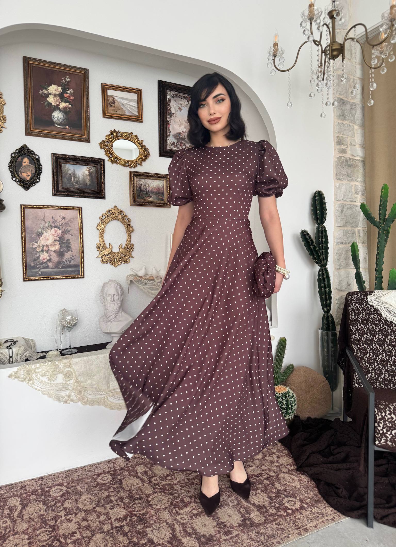 Etke Puantiyeli Balon Kollu Maxi Elbise - Yuvarlak Yaka Vintage - Kahverengi
