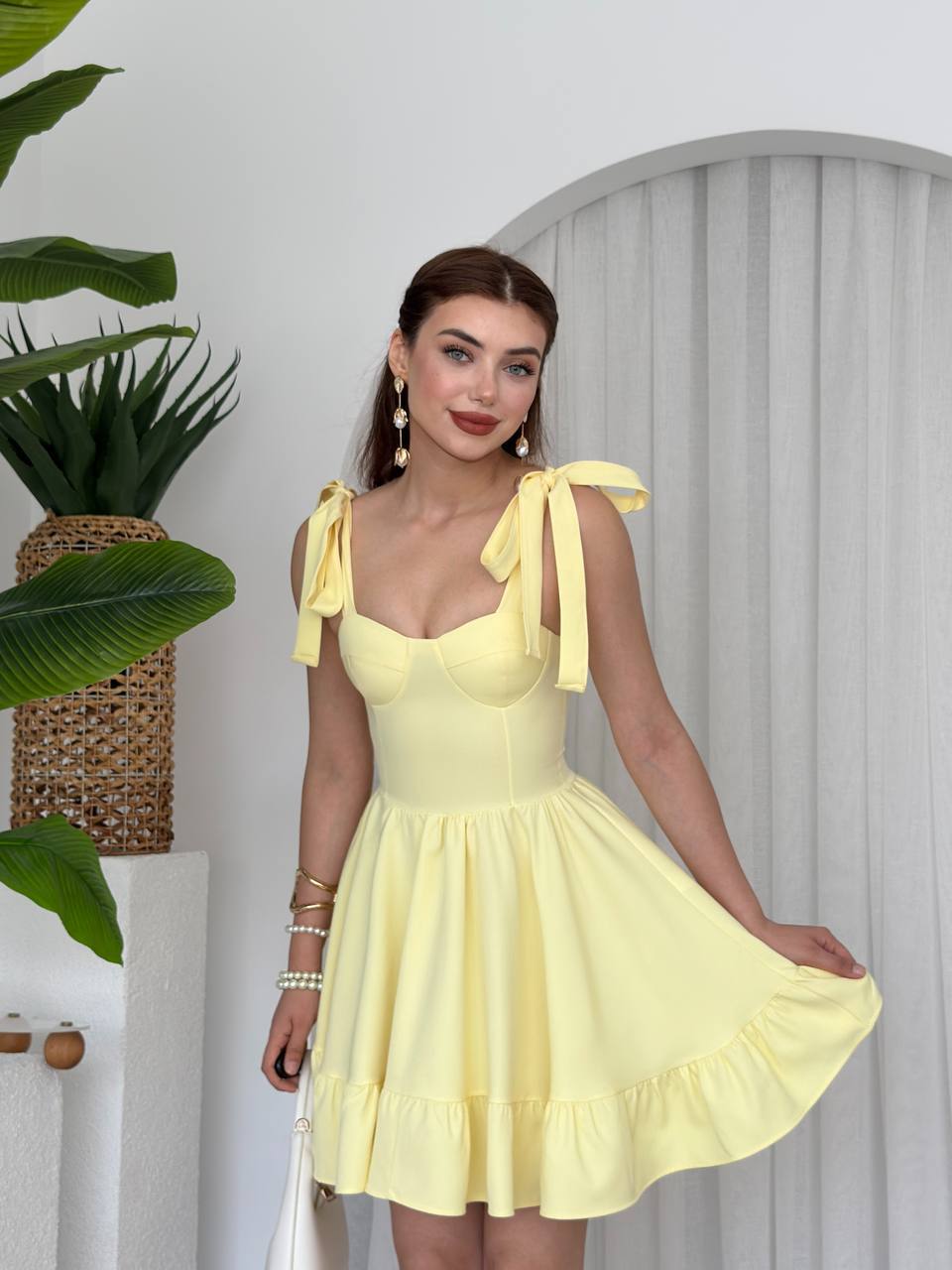 Etka Büstiyer Mini Elbise - Kurdele Askılı Kalp Yaka Fırfırlı Elbise - Pembe - Beyaz
