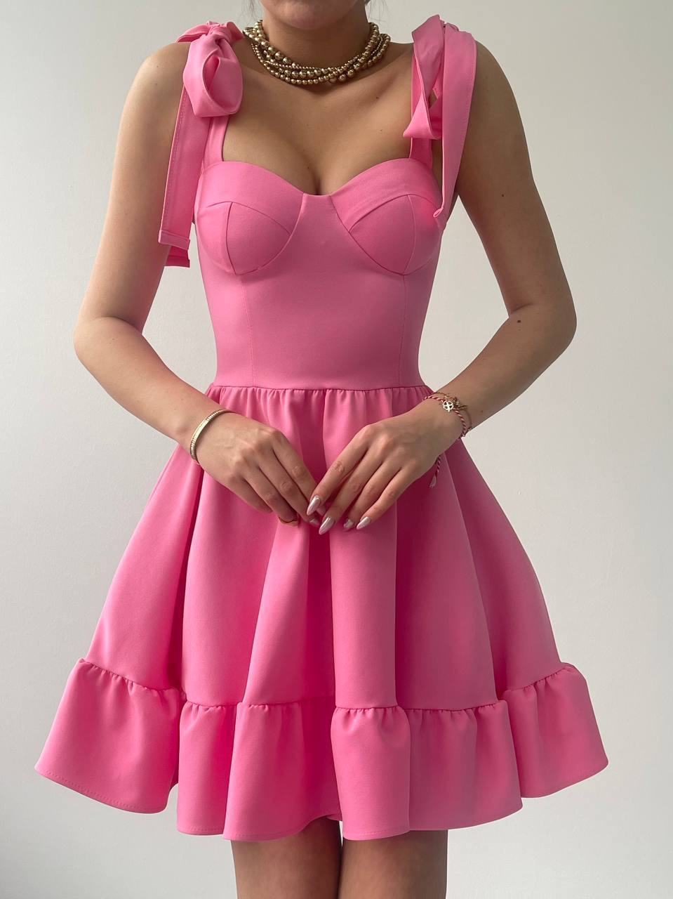 Etka Büstiyer Mini Elbise - Kurdele Askılı Kalp Yaka Fırfırlı Elbise - Pembe - Beyaz